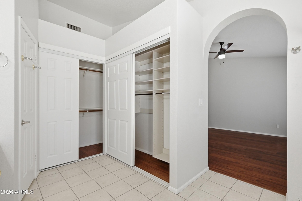 225 W Vera Lane - Photo 14
