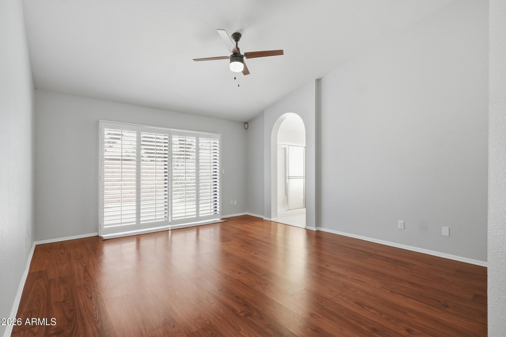 225 W Vera Lane - Photo 12