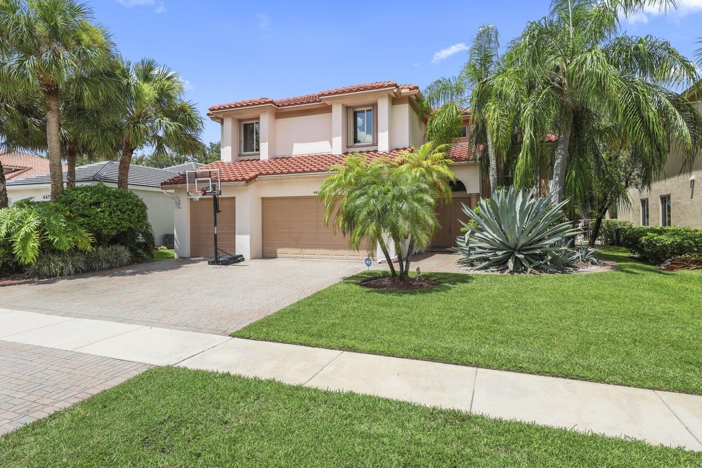 4461 Mariners Cove Drive - Photo 3