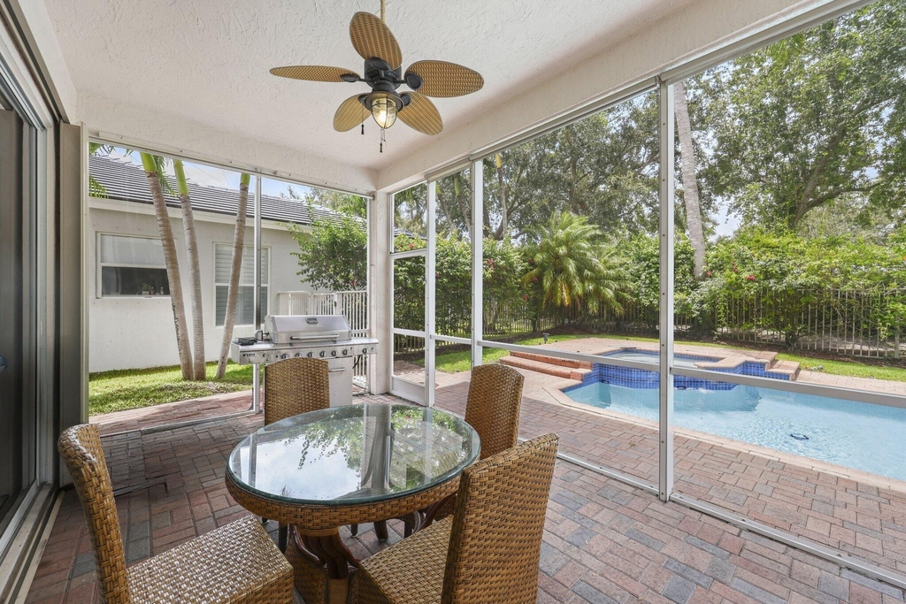 4461 Mariners Cove Drive - Photo 17