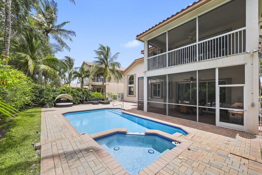 4461 Mariners Cove Drive - Photo 0