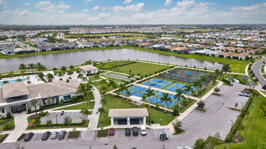 16210 Sandy Shore Drive - Photo 28