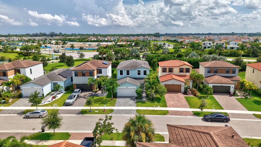 16210 Sandy Shore Drive - Photo 1