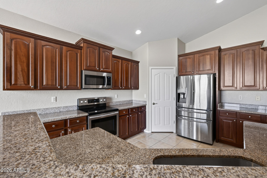 3096 E Kingbird Place - Photo 3
