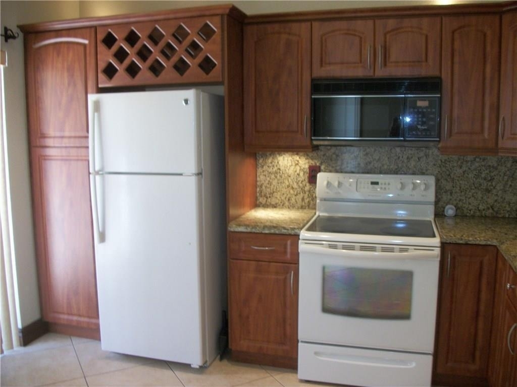 4953 E Lakes Drive - Photo 4
