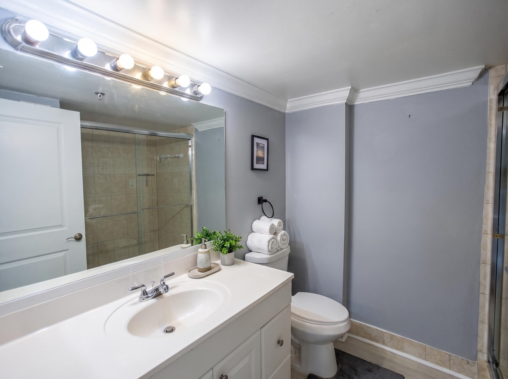 7370 S Oriole Boulevard - Photo 3