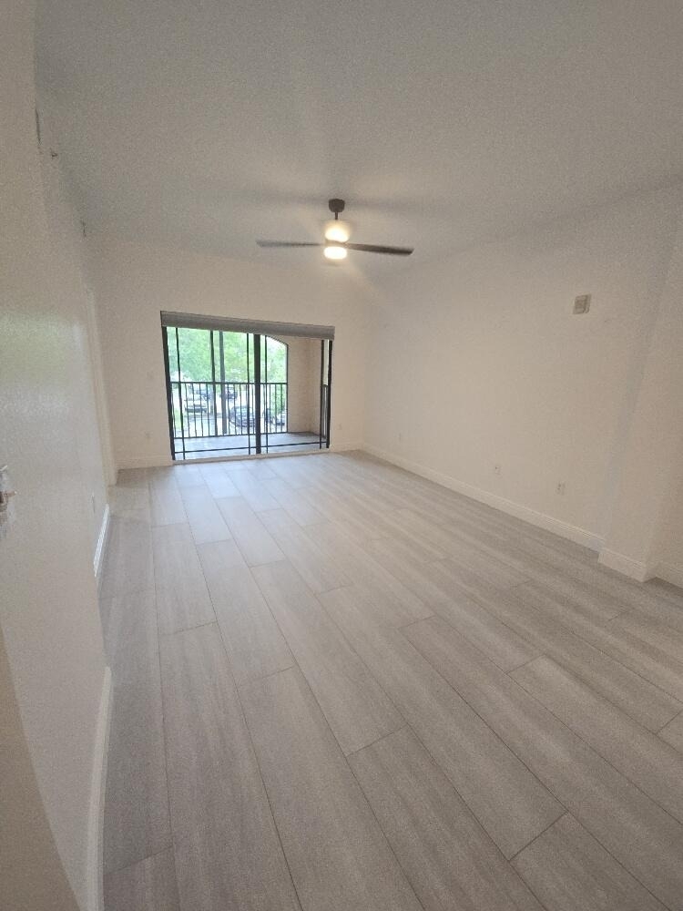 2807 Veronia Drive - Photo 2