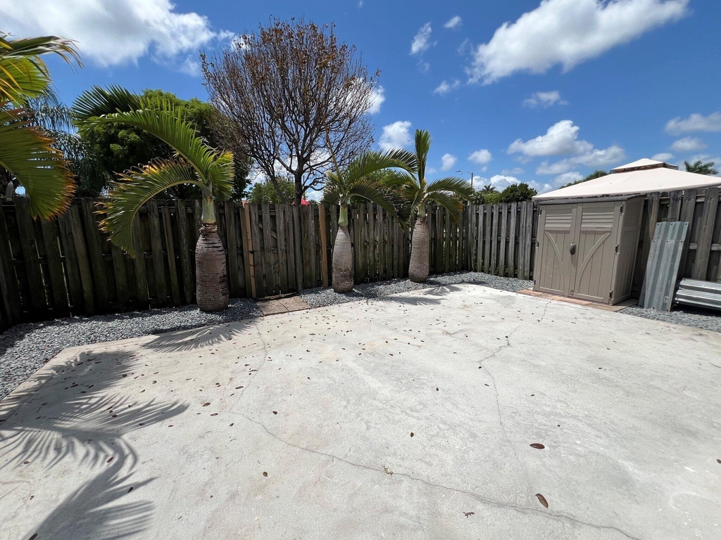 10906 Sw 181st Terrace - Photo 12