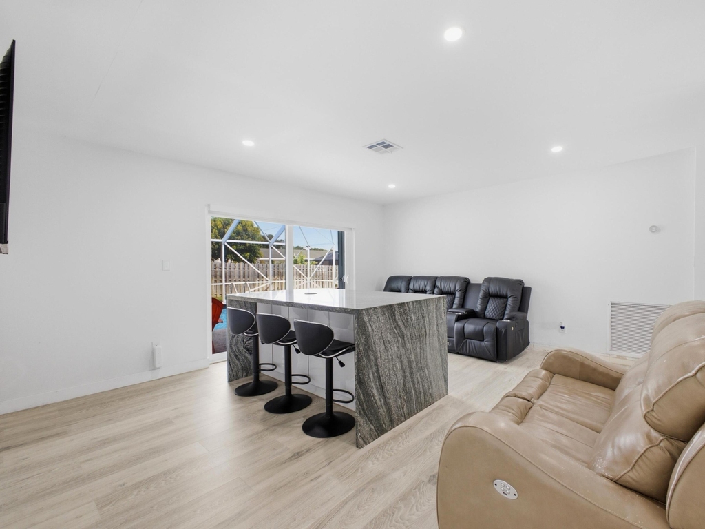 441 Sw Curry Street - Photo 13