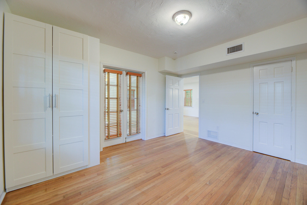 1601 Se 2nd Street - Photo 12