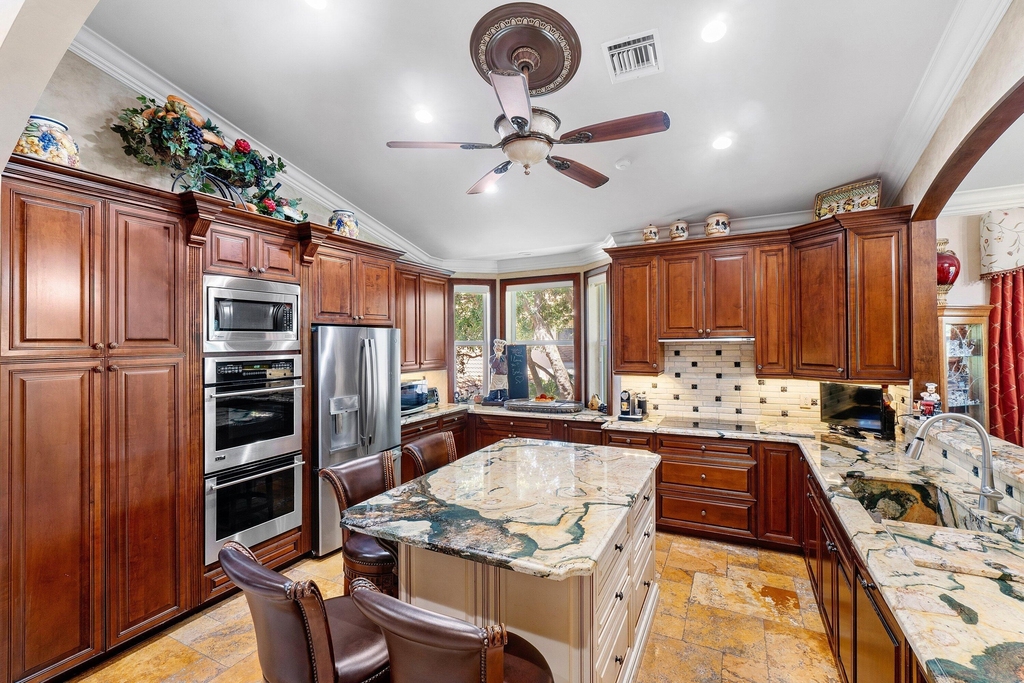 6181 Island Walk - Photo 5