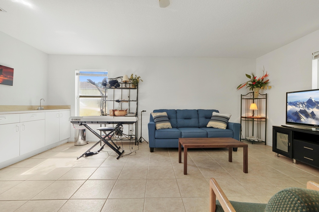 2210 S 34th Street - Photo 9