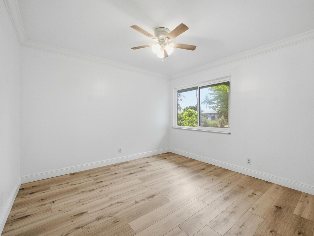 1680 Ne 34th Lane - Photo 15