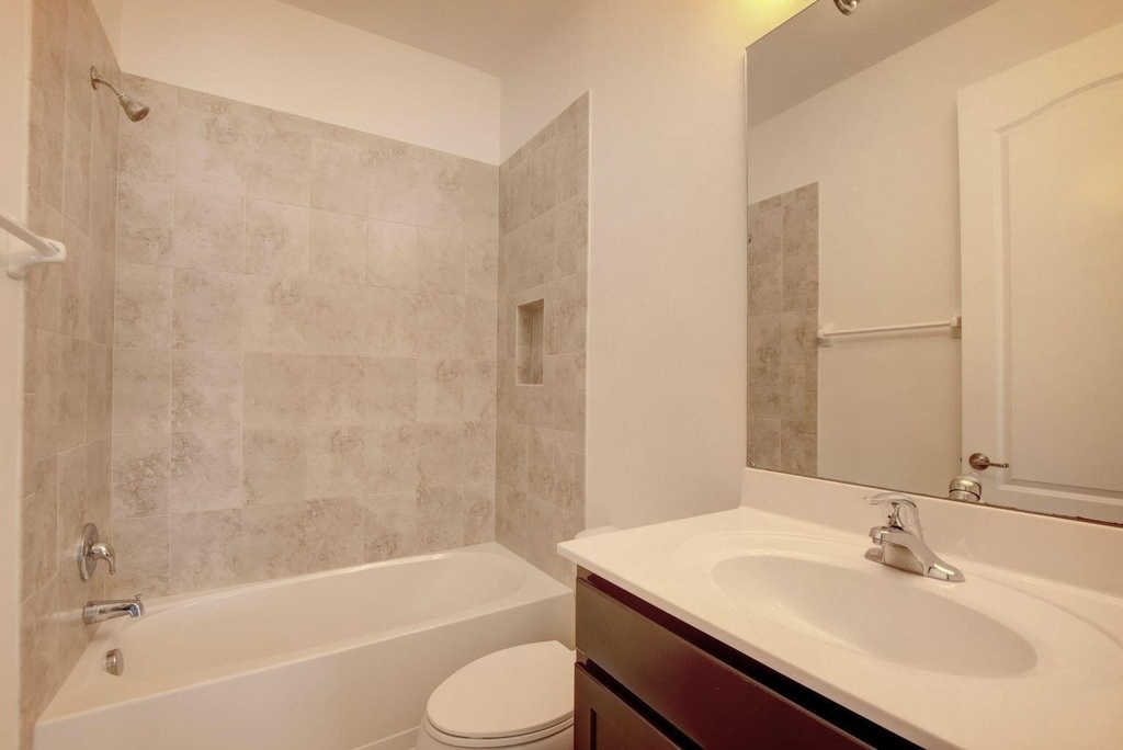 1000 Sterling Pine Place - Photo 6