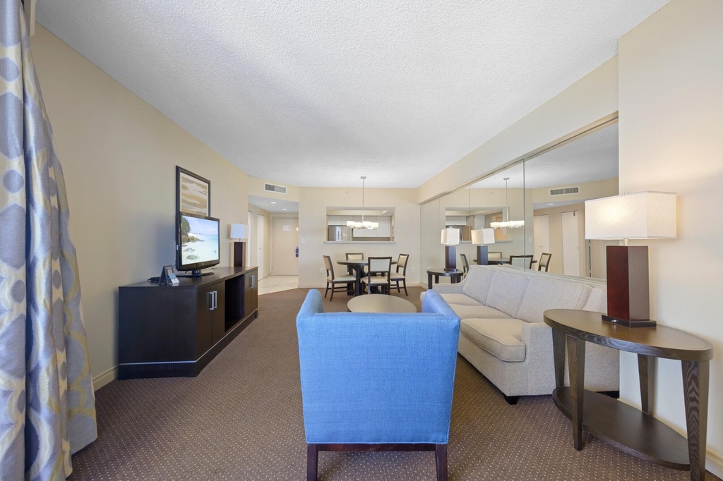 17375 Collins Avenue - Photo 11
