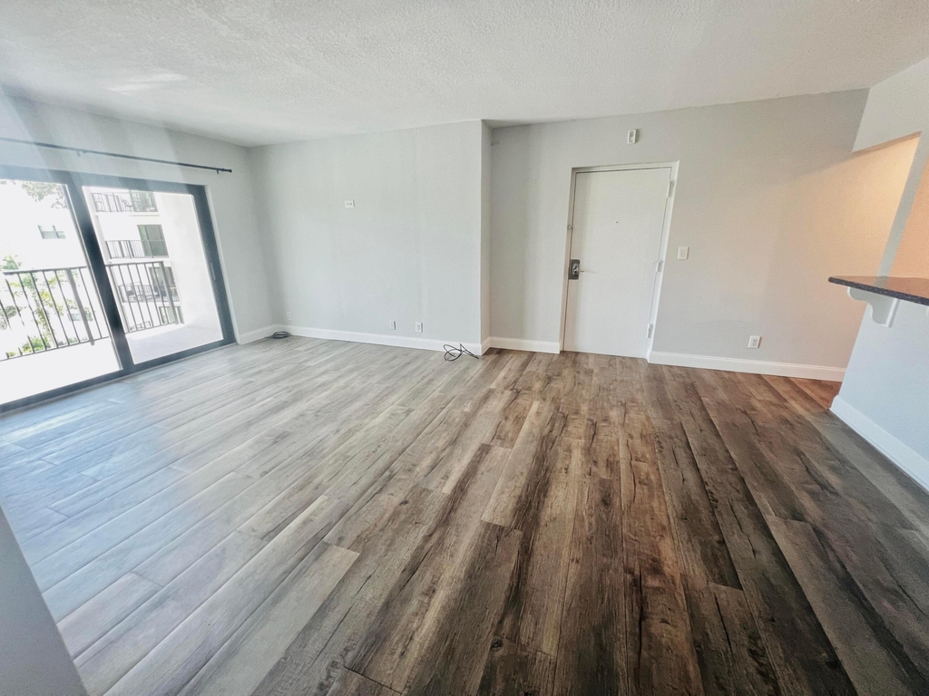 1000 River Reach Drive - Photo 9