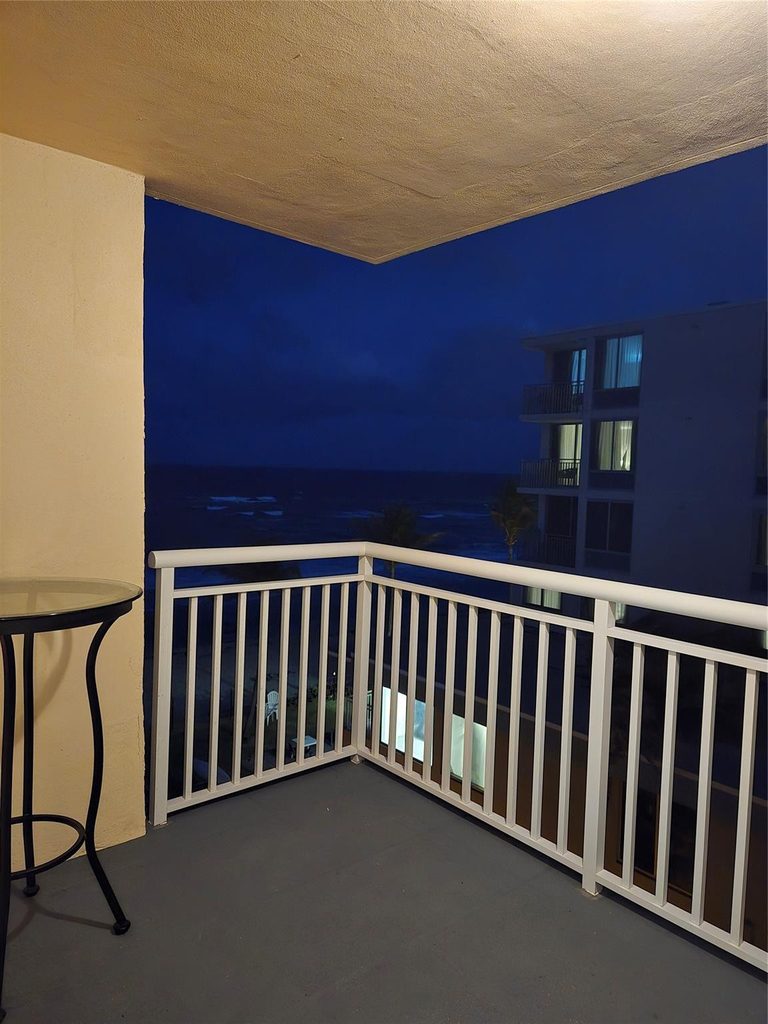 1161 Hillsboro Mile - Photo 28