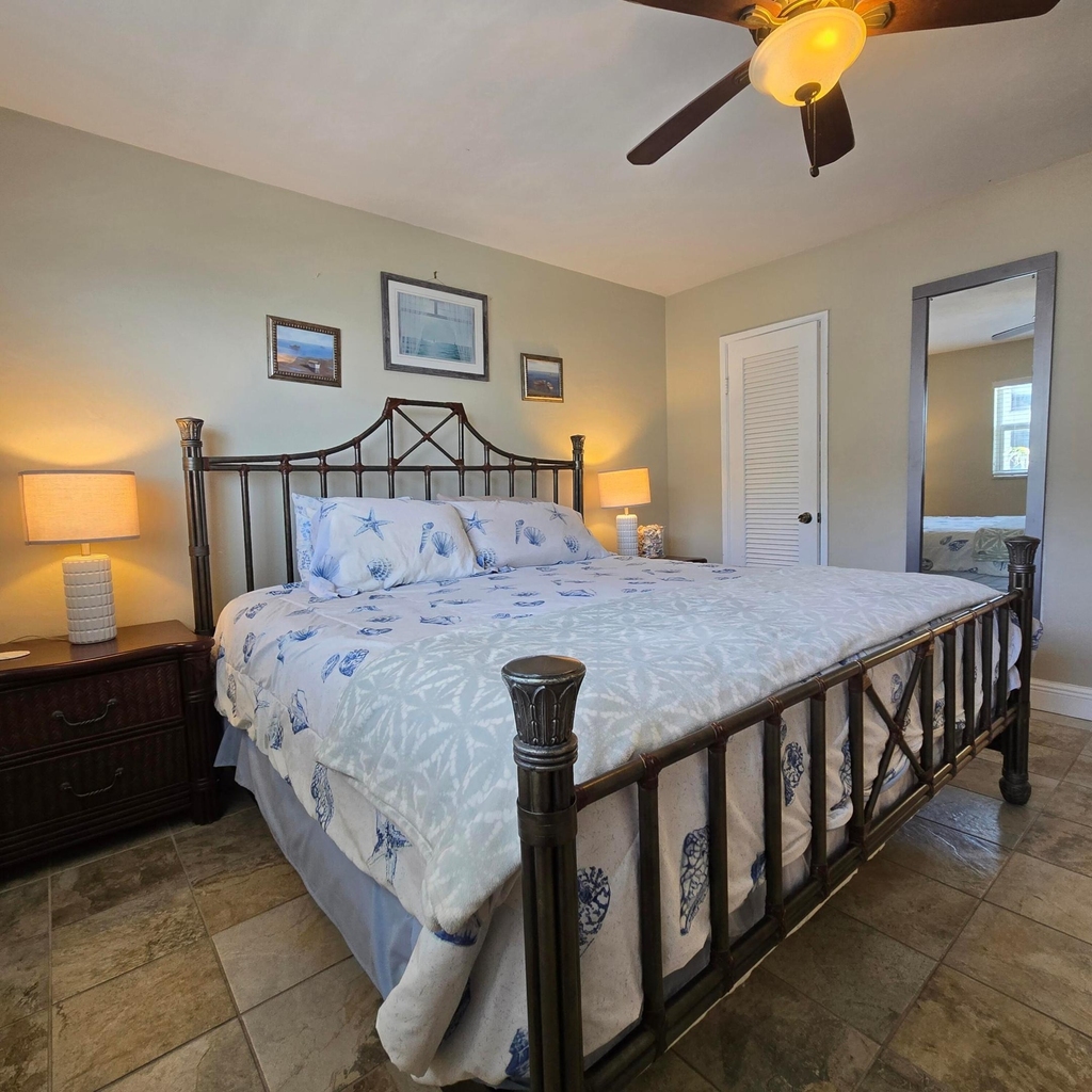 1161 Hillsboro Mile - Photo 17