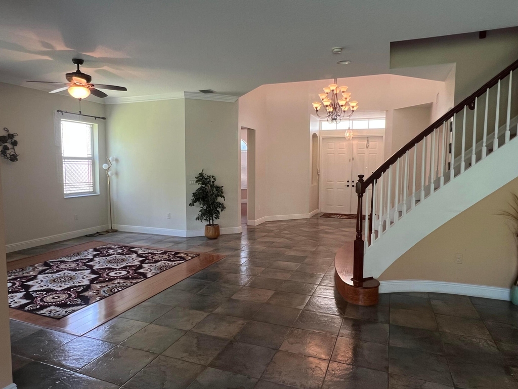 2621 Danforth Terrace - Photo 3