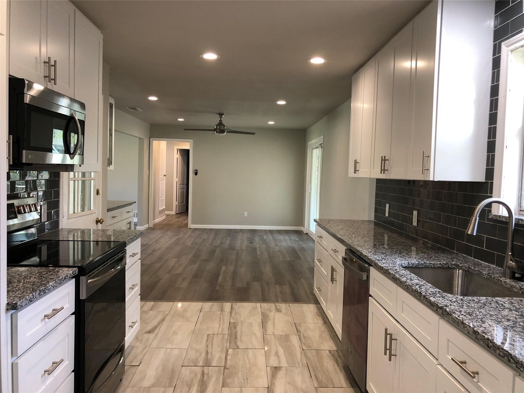 507 Colonial Drive - Photo 6
