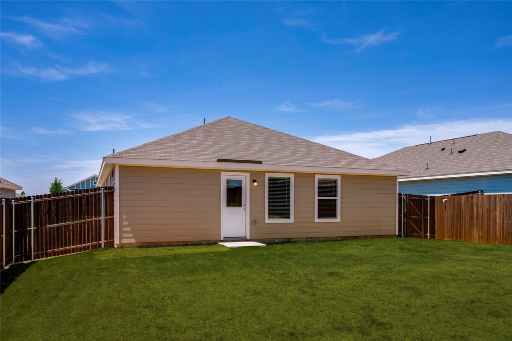 7912 Churchill Street - Photo 25