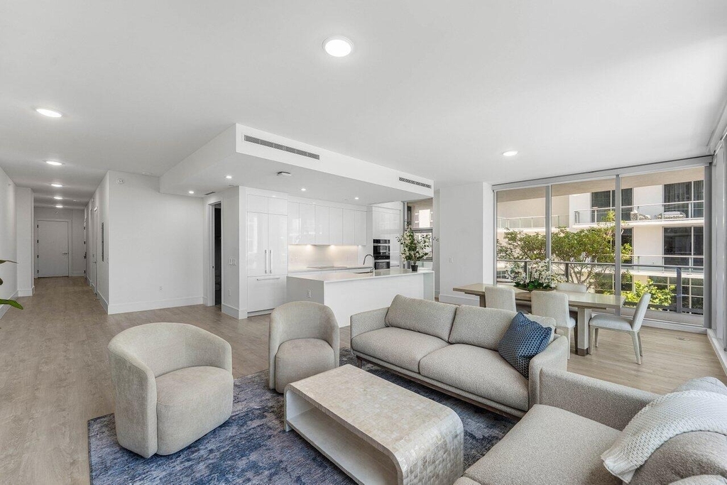 220 Lake Shore Drive - Photo 7