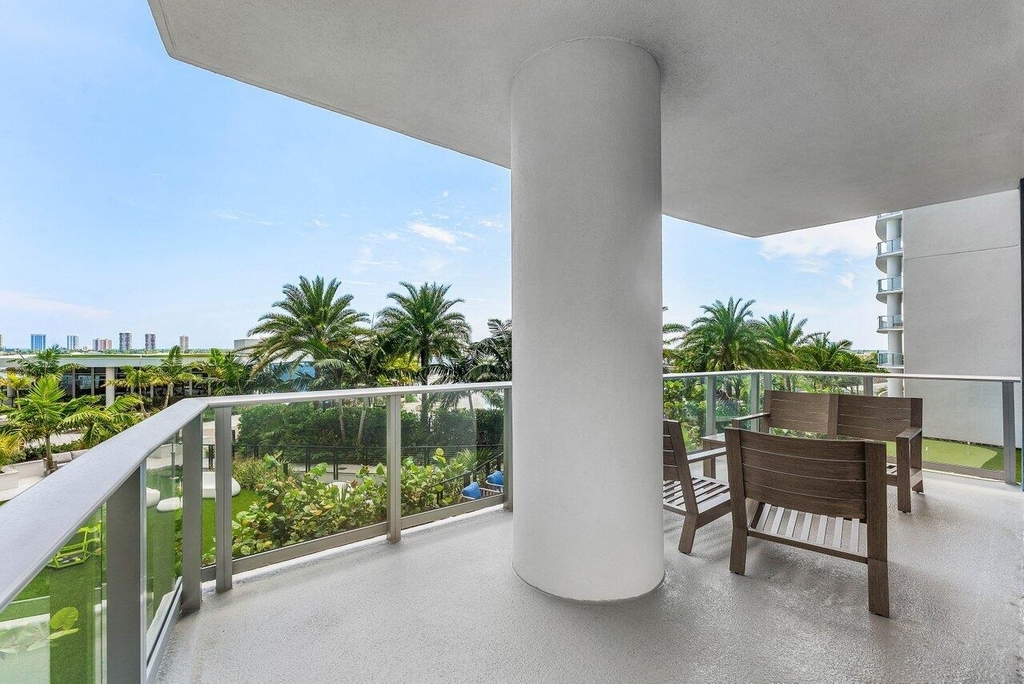 220 Lake Shore Drive - Photo 22
