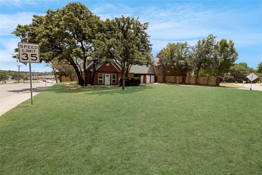 6112 W Poly Webb Road - Photo 2