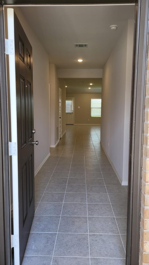 1919 Rolling Ridge Drive - Photo 18