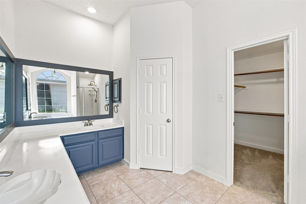 2124 Newport Drive - Photo 20
