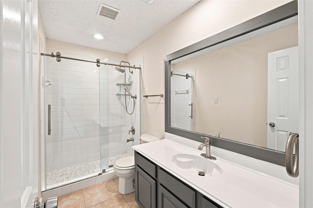2124 Newport Drive - Photo 16