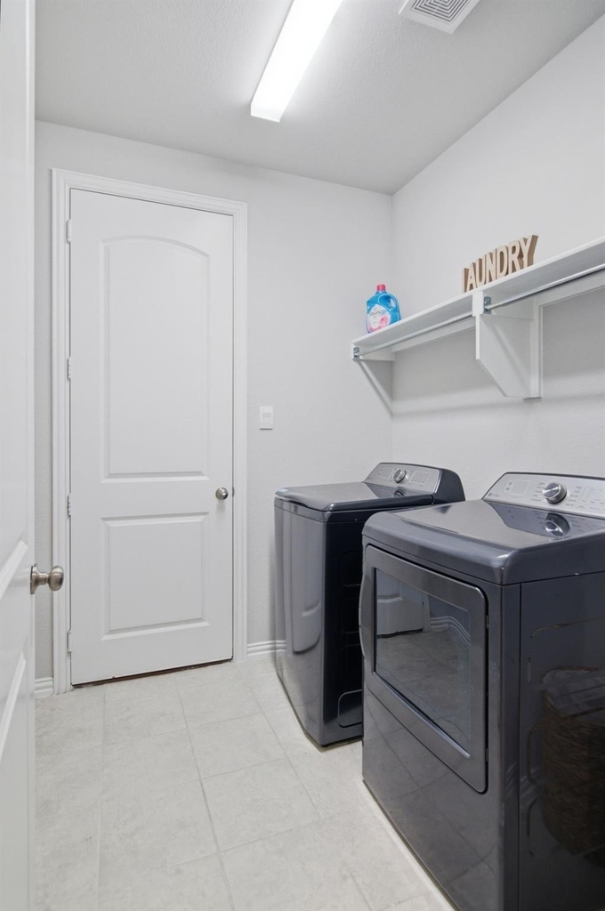 910 Winter Cherry Lane - Photo 22