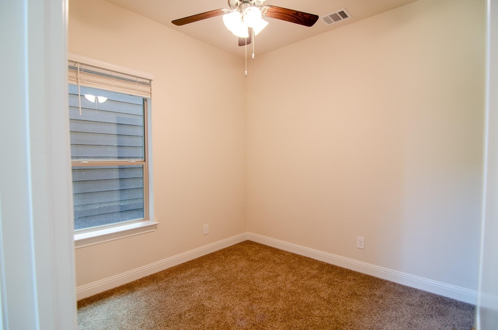 4541 Cinema Street - Photo 15