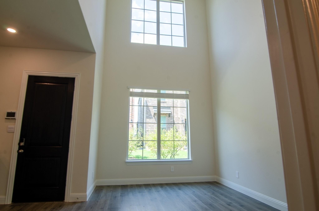 4541 Cinema Street - Photo 4