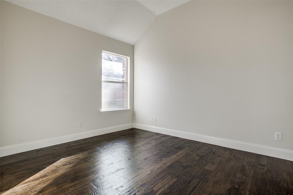 3708 Villanova Drive - Photo 12