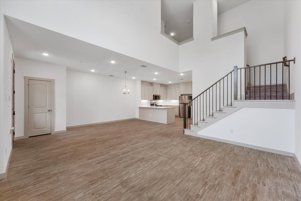 4870 Woodruff Way - Photo 9