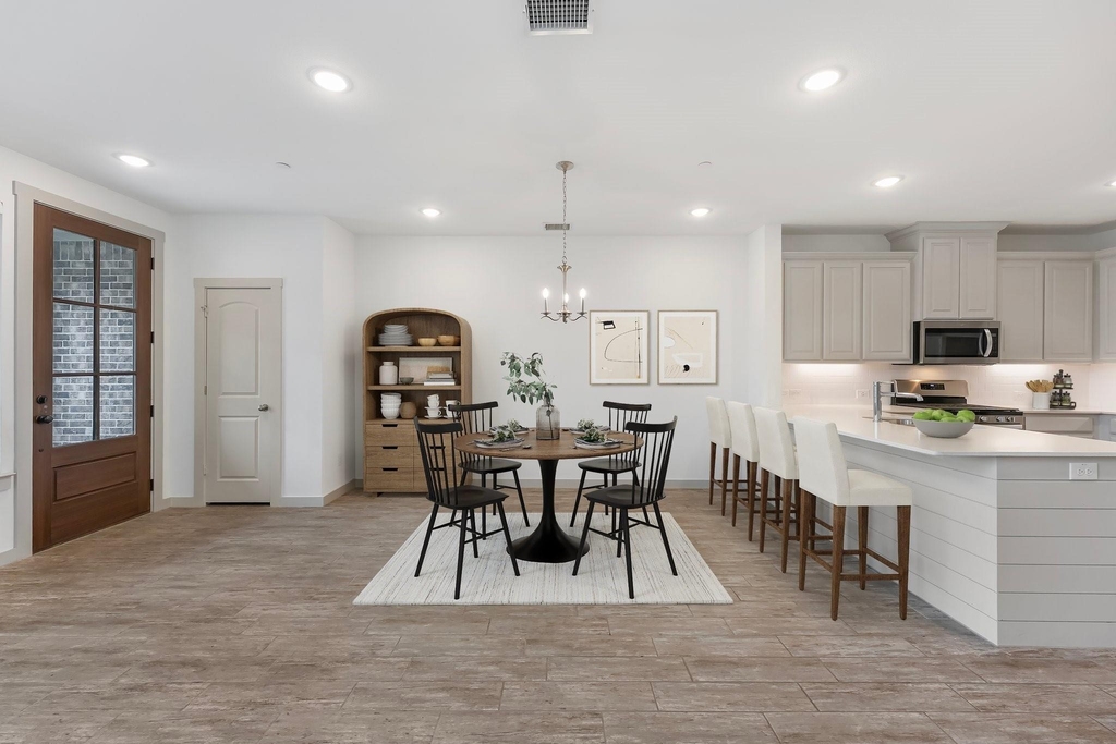 4870 Woodruff Way - Photo 10