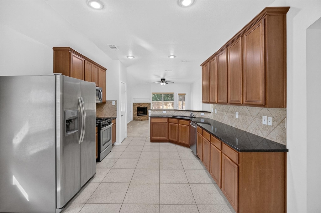 5916 Crestview Drive - Photo 9