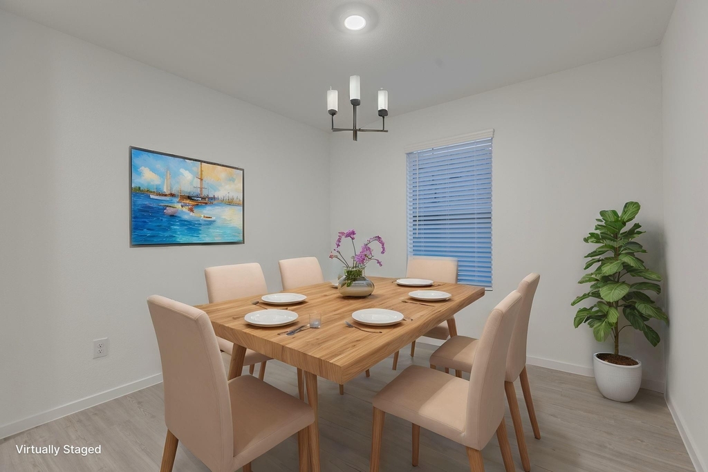 1805 Pentro Parkway - Photo 11