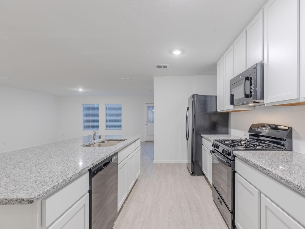 1805 Pentro Parkway - Photo 15