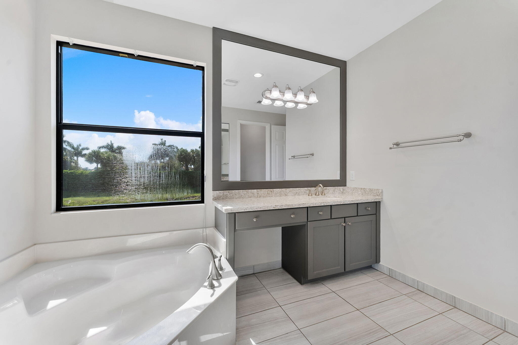 14545 Alabaster Avenue - Photo 11