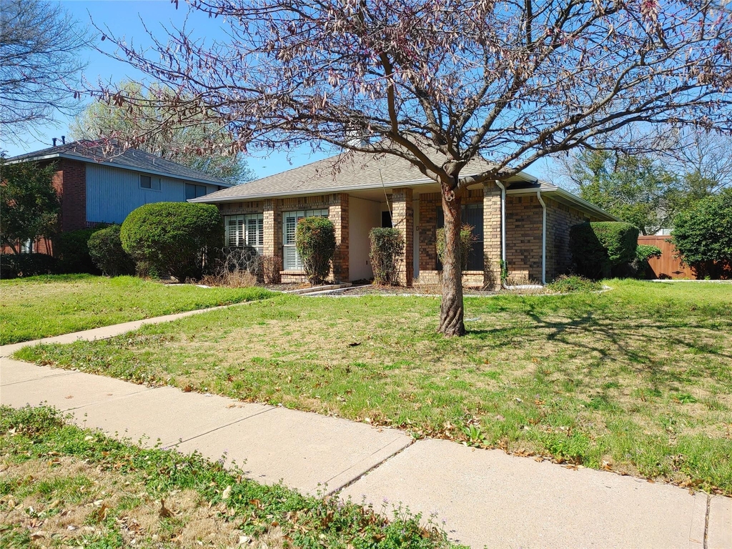 3801 Dutton Drive - Photo 2