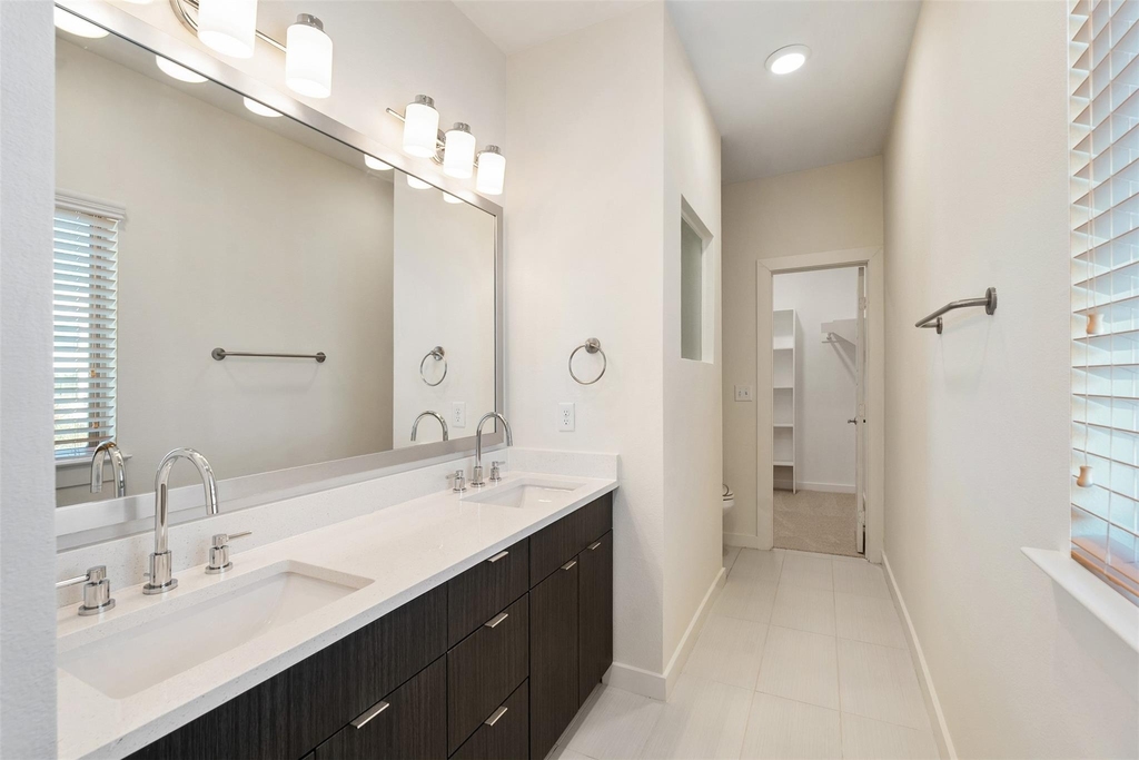 1583 Fiji Street - Photo 20