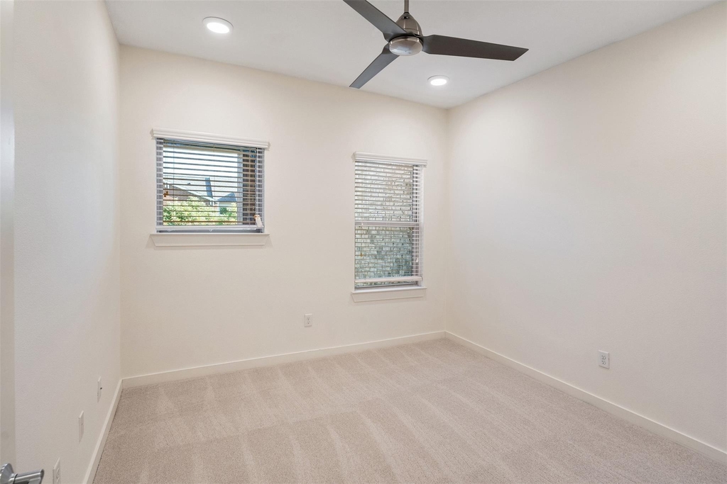 1583 Fiji Street - Photo 16