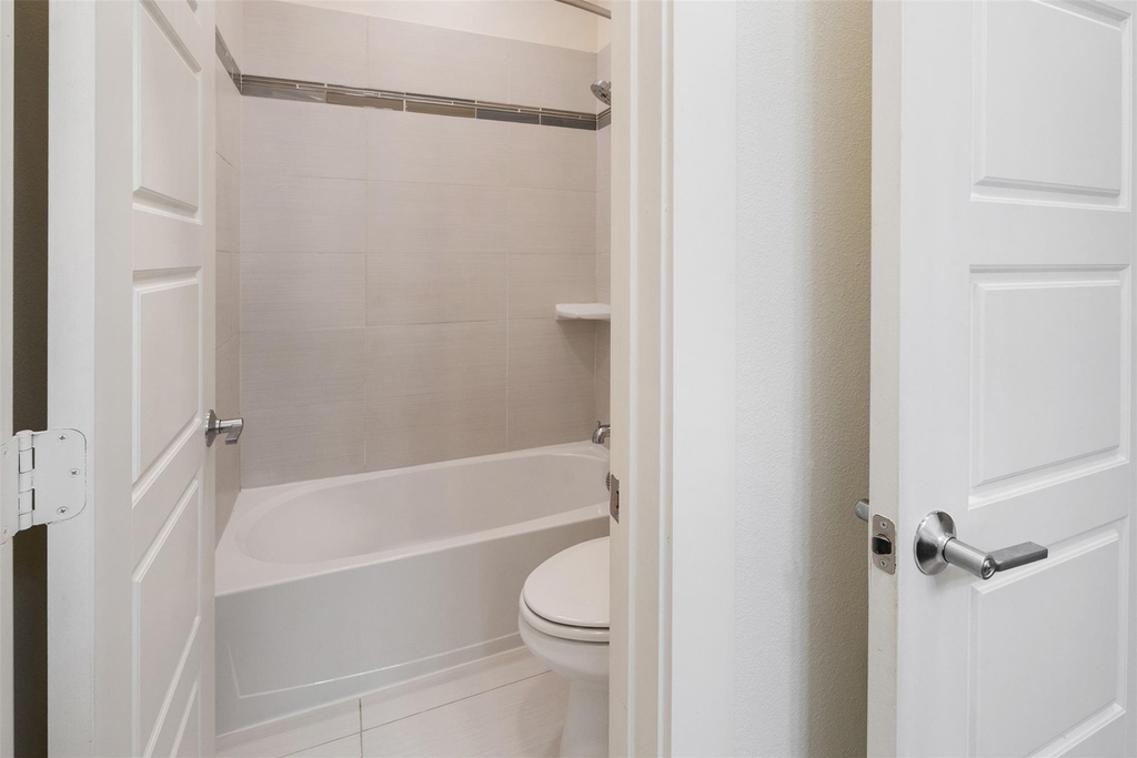 1583 Fiji Street - Photo 15