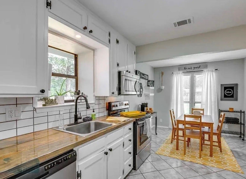 536 Western Hills Trail - Photo 11