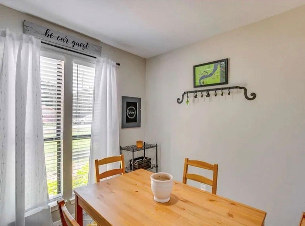 536 Western Hills Trail - Photo 8