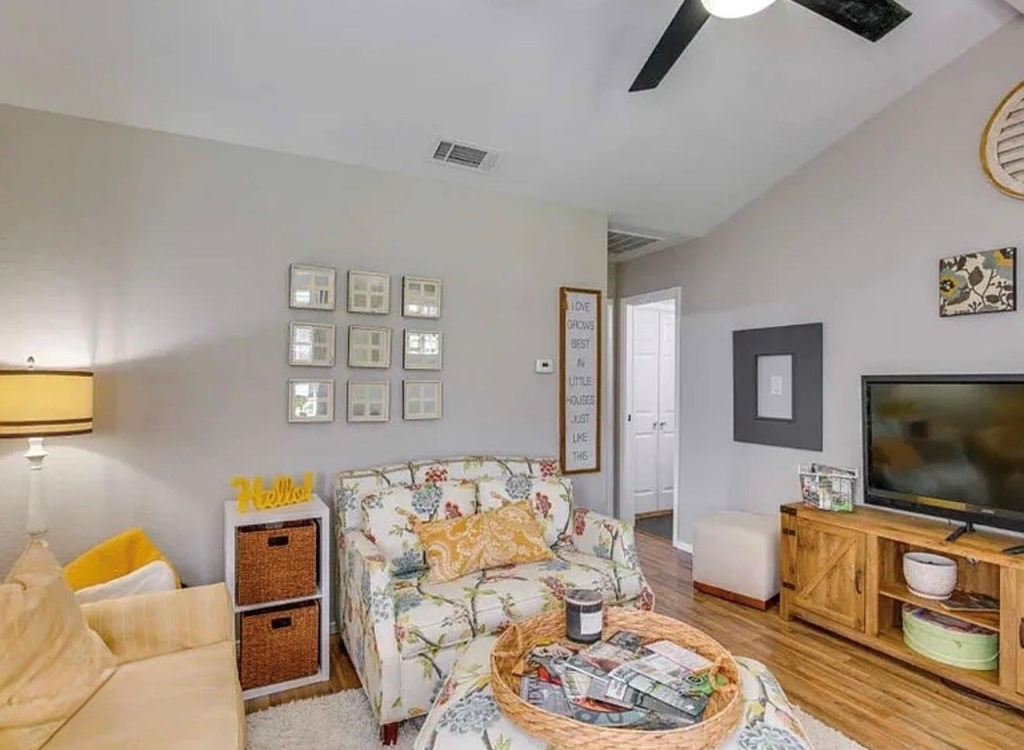 536 Western Hills Trail - Photo 5
