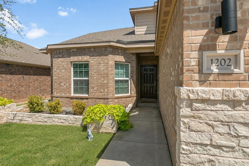 1202 Arizona - Photo 1
