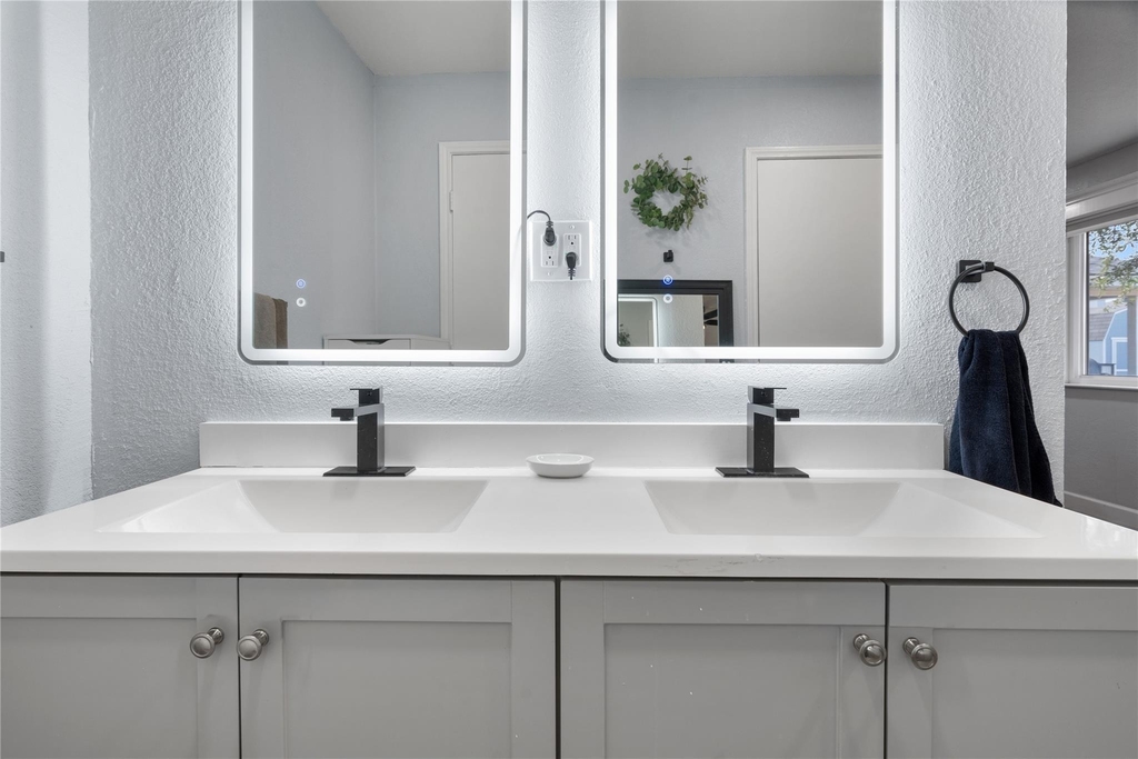 7629 Cedarhill Road - Photo 24